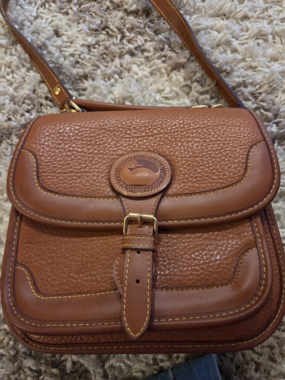 Vintage Dooney & Bourke Brown Pebbled Leather Crossbody Bag - Picture 2 of 9
